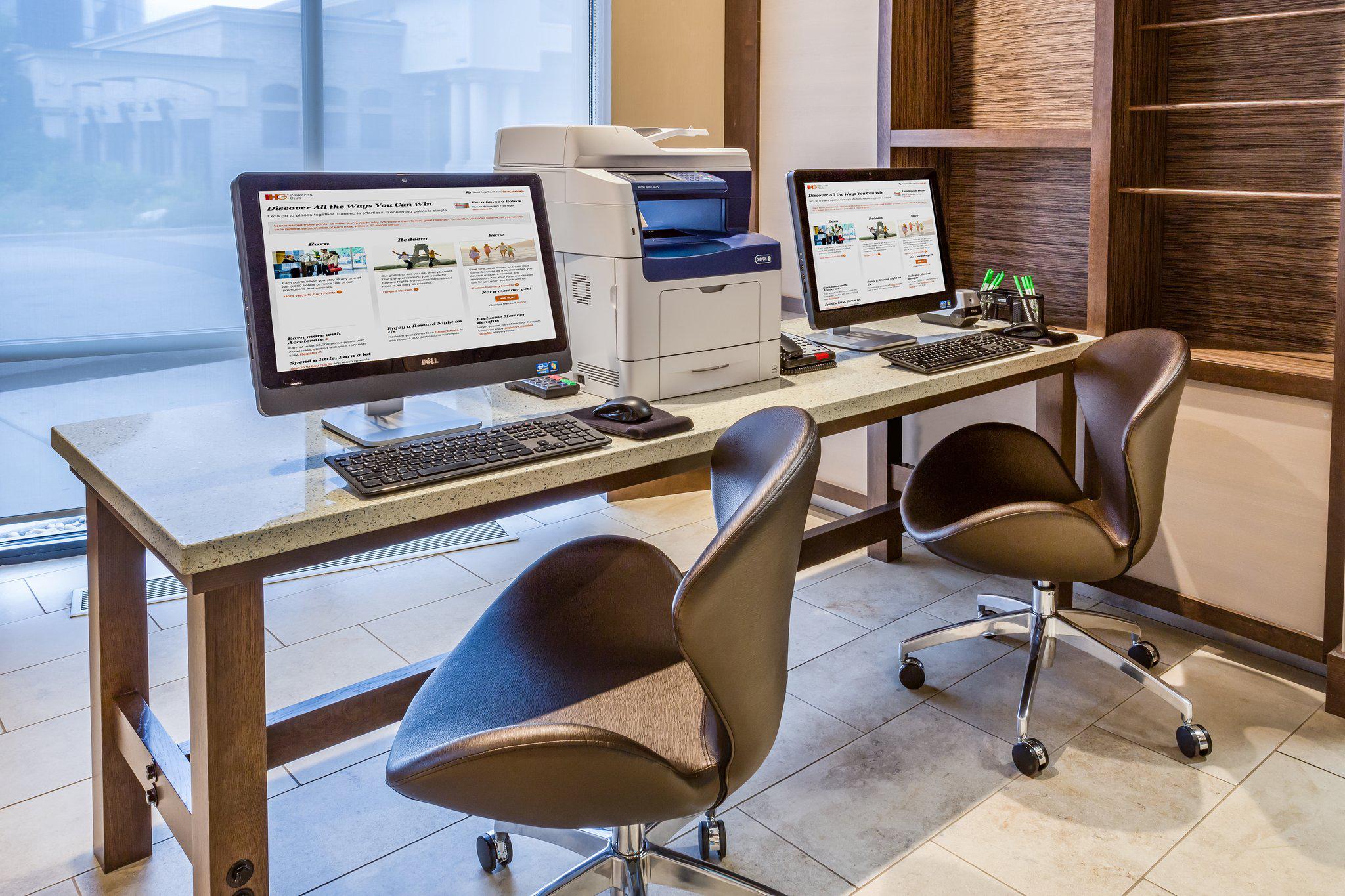 Фото Holiday Inn South Jordan - Slc South, an Ihg Hotel