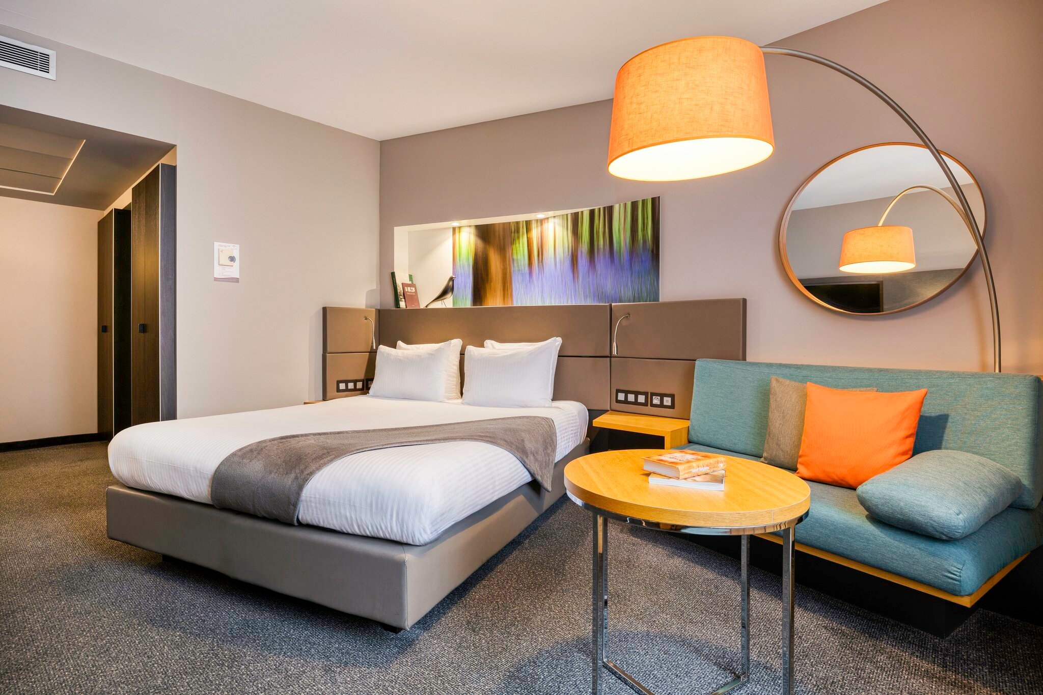 Фото Crowne Plaza Bruges