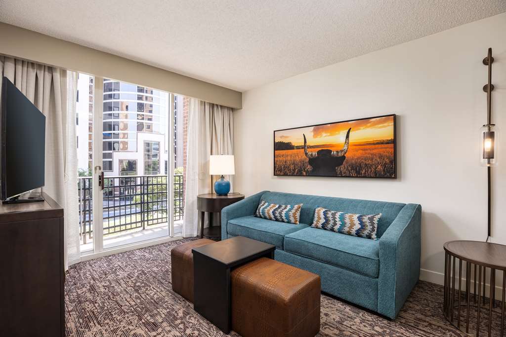 Фото DoubleTree Suites by Hilton Hotel Austin