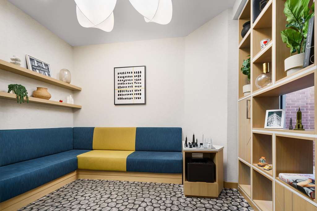 Фото Hilton Garden Inn New York/West 35 Street