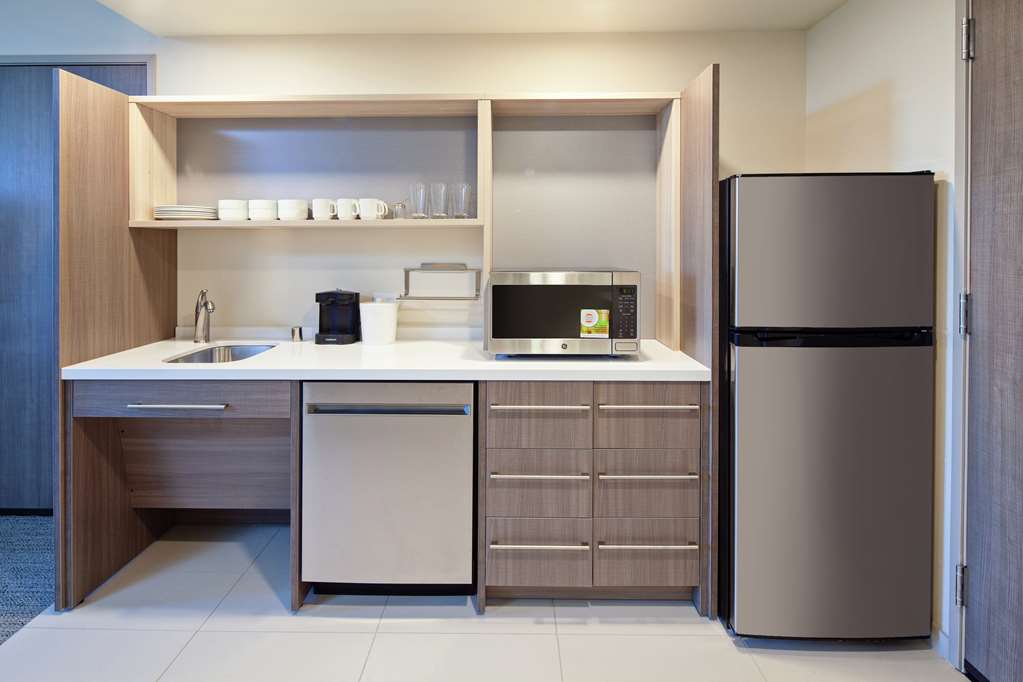 Фото Home2 Suites by Hilton Alameda Oakland Airport