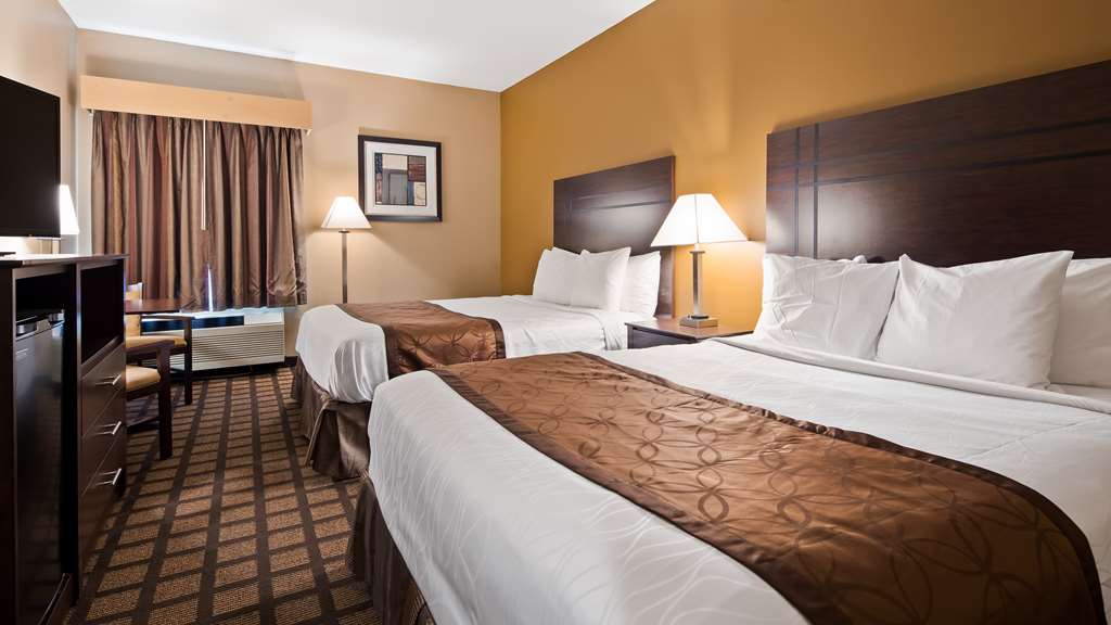 Фото Best Western Plaza Hotel Saugatuck