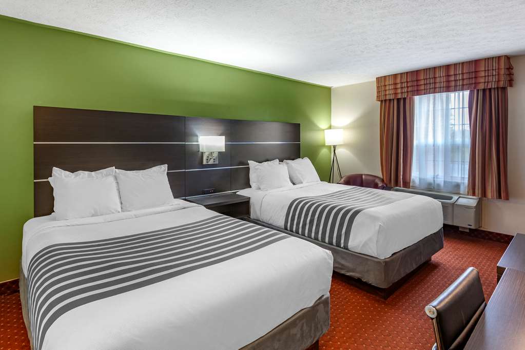 Фото SureStay Plus Hotel by Best Western Kincardine