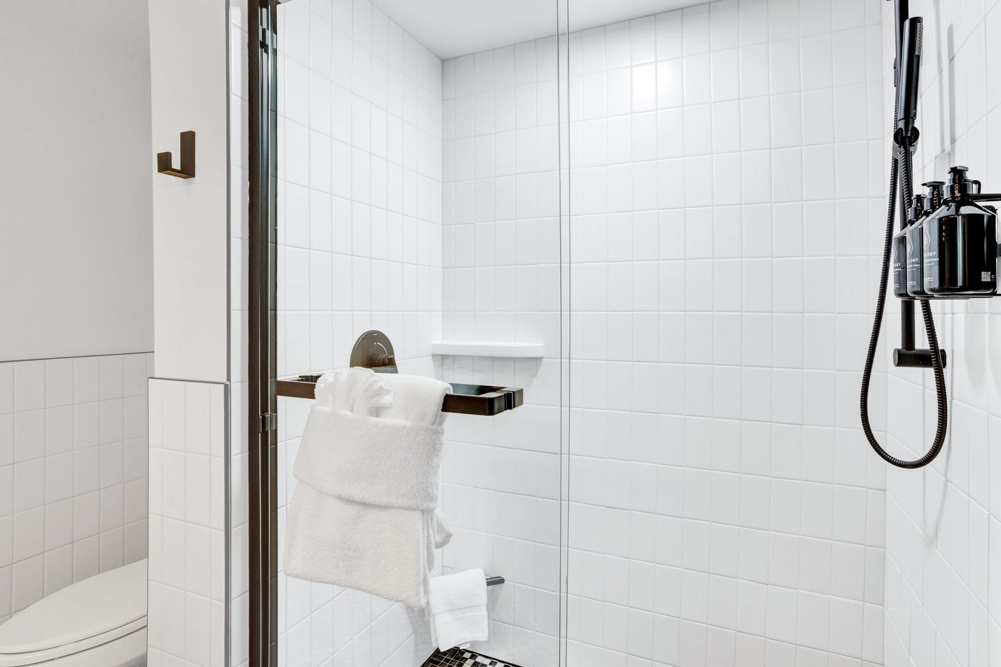 Фото Hotel Indigo Minneapolis Downtown, an Ihg Hotel