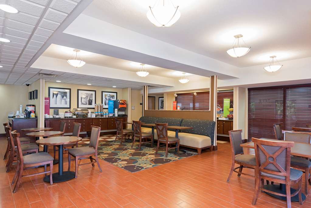 Фото Hampton Inn Port Huron