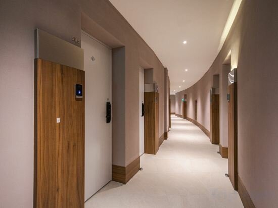 Фото Brown Dot Hotel Eurwangri