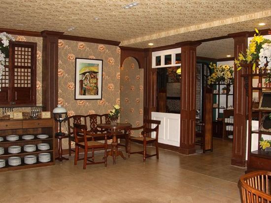 Фото Golden Prince Hotel and Suites