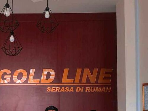 Гостиница Gold Line - Rent Room & Cafe в Провинции Западный Калимантан