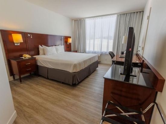 Фото Travelodge by Wyndham Hotel & Convention Centre Quebec City