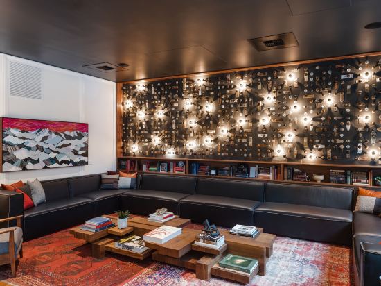 Фото The State Hotel