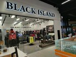 Black Island (Dybenko Street, 30), clothing store