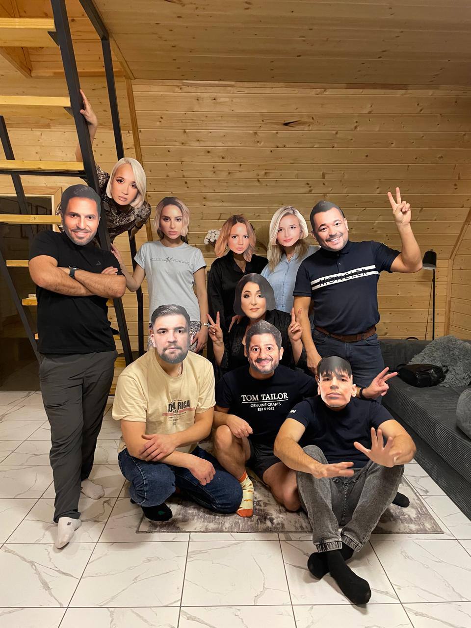 Фото Хижина в лесу