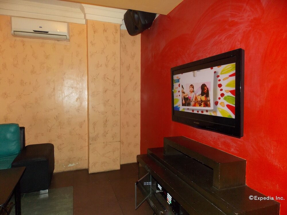 Фото Mo2 Westown Hotel Bacolod - Mandalagan