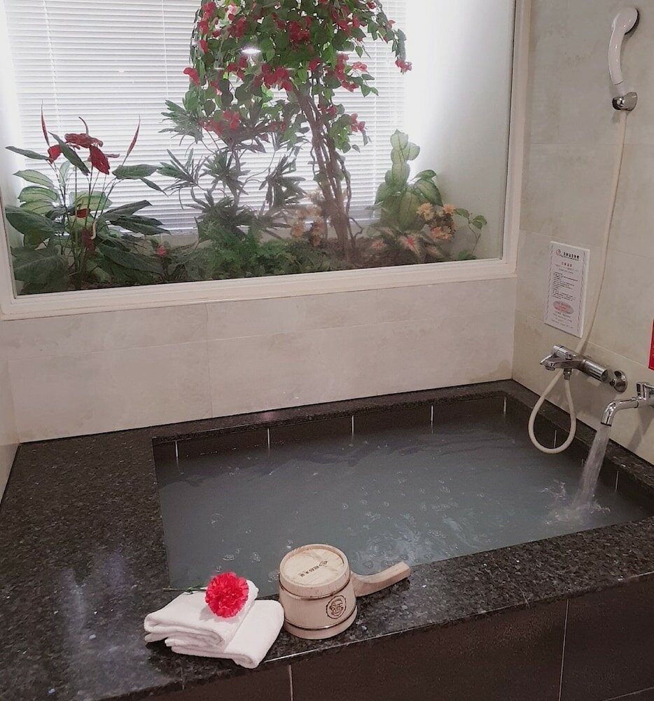 Фото Chyuan Du Spring Resort