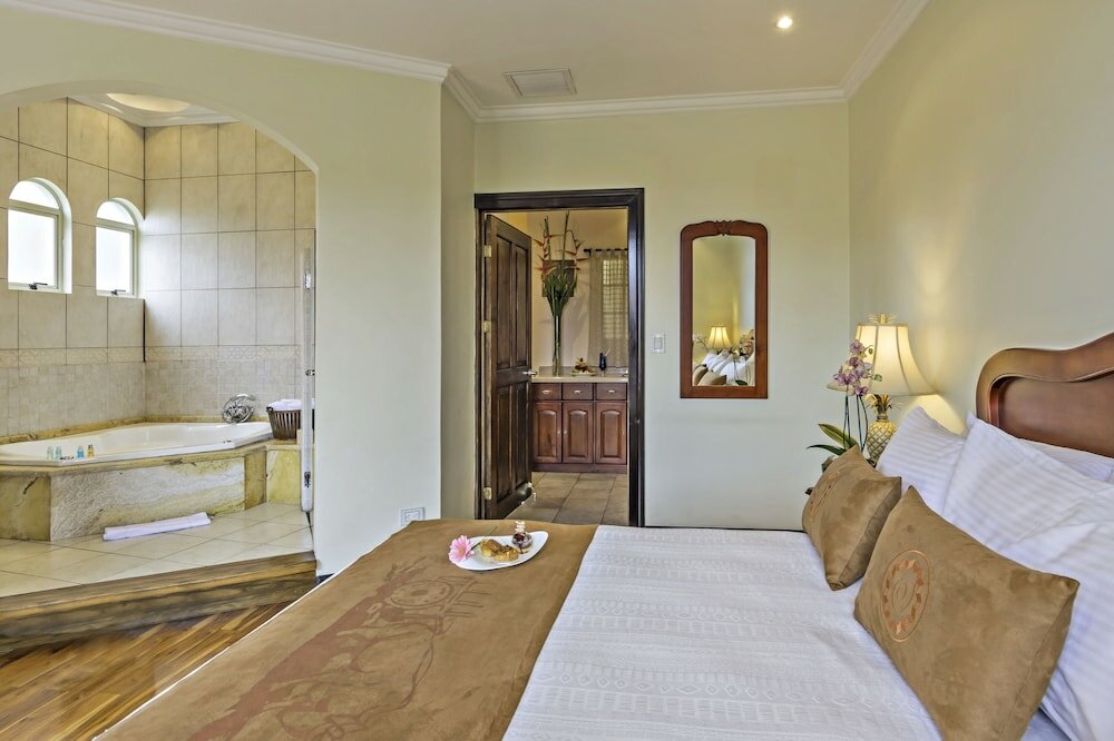 Фото Casa Conde Hotel & Suites