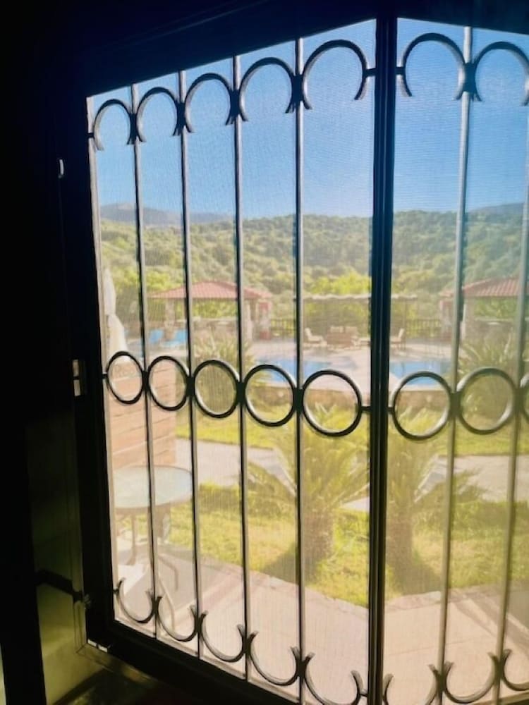 Фото Ataviros Hotel