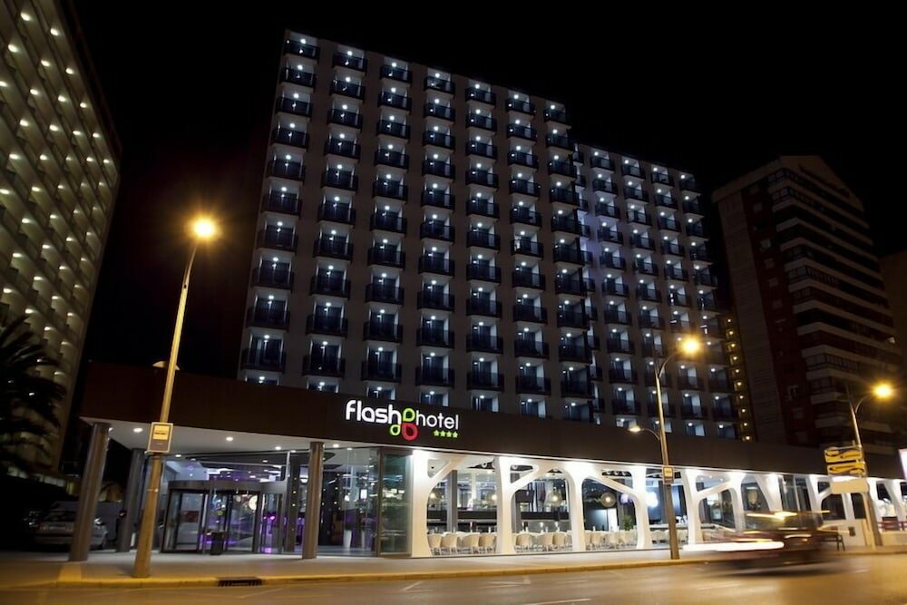 Фото Flash Hotel Benidorm