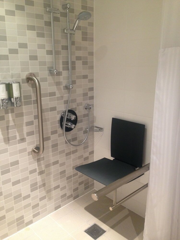 Фото Hampton by Hilton Glasgow Central