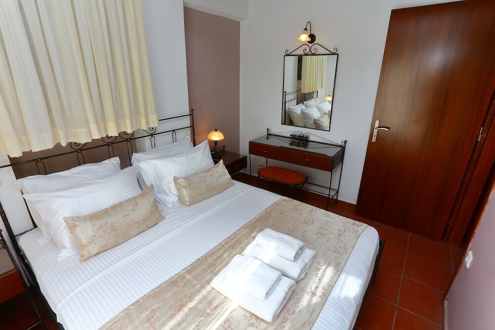 Фото Vathi Hotel