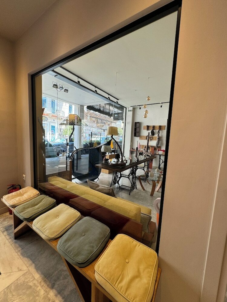 Фото Lotus Center Apartments