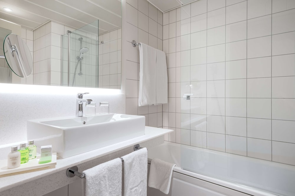 Фото Nh Köln Altstadt