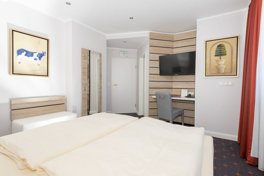 Фото Hotel Tiek Superior