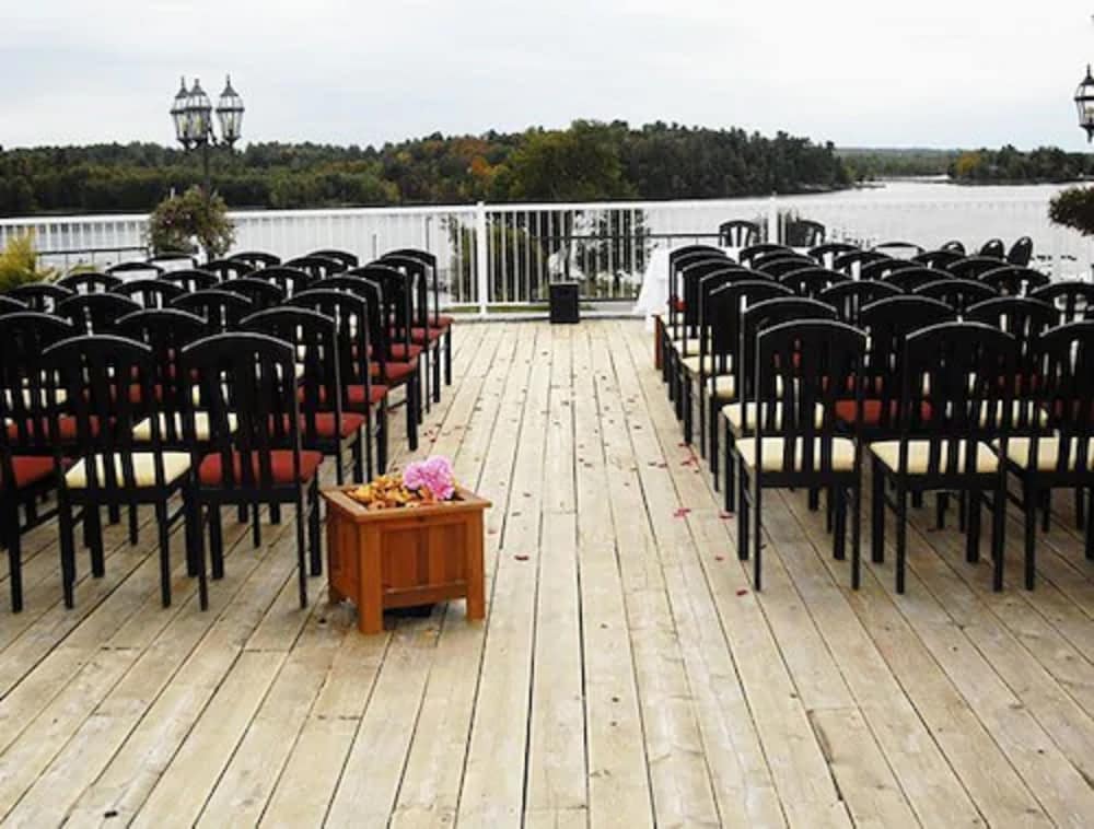 Фото Auberge Montebello