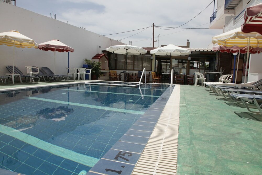 Фото Kastelli Hotel
