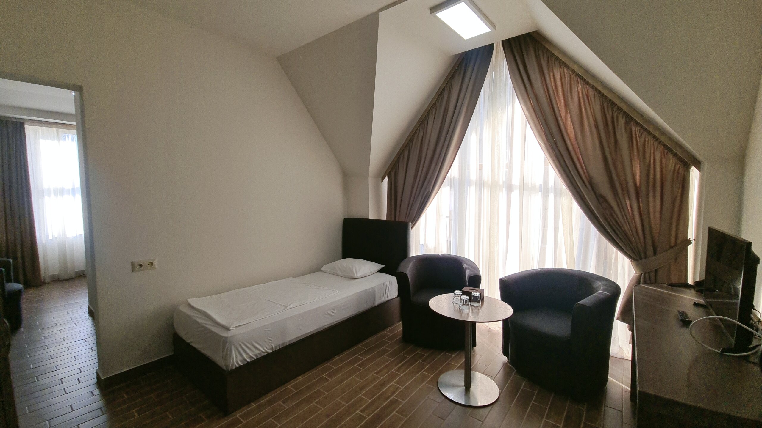 Фото Yerevan Deluxe