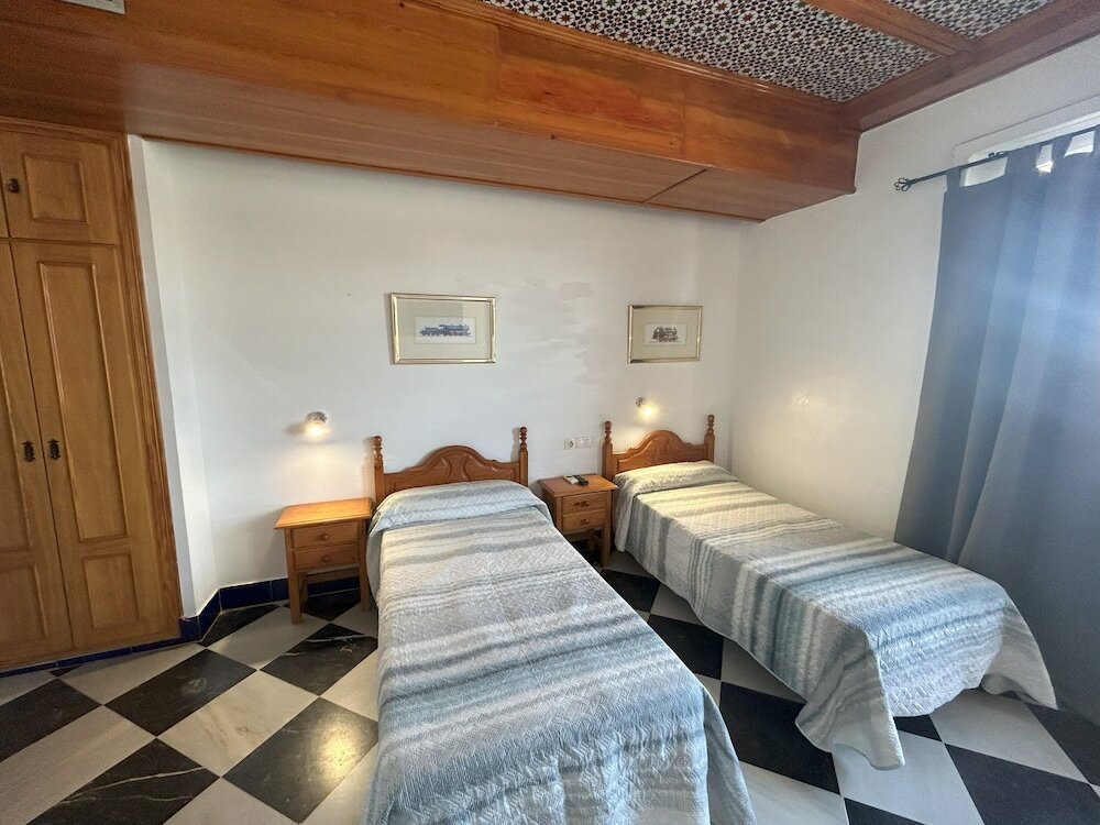 Фото Hostal El Ancla