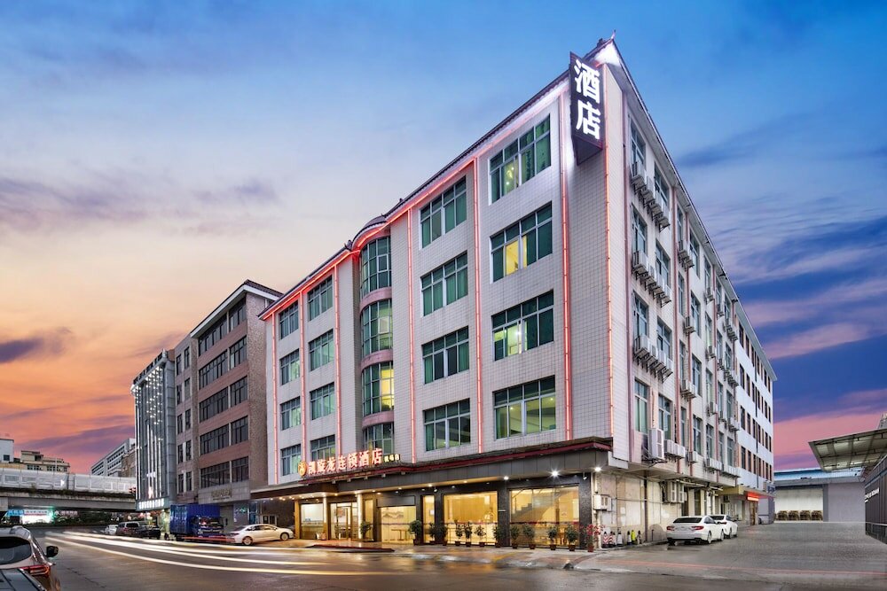 Фото Kaiserdom Hotel