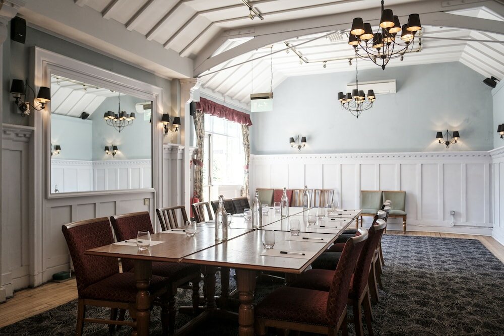 Фото The Fox & Goose Hotel