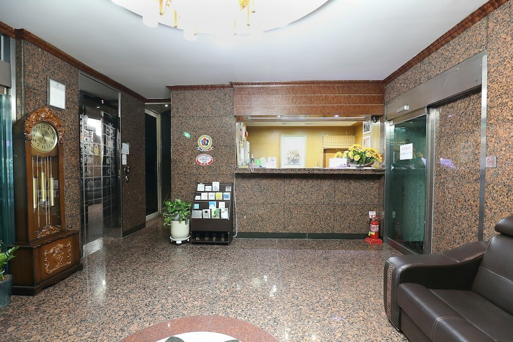 Фото Suncheon Noblesse Hotel