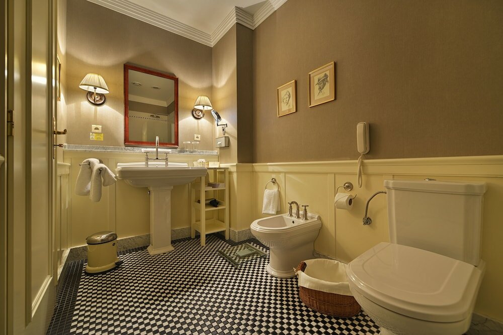 Фото Marrol's Boutique Hotel