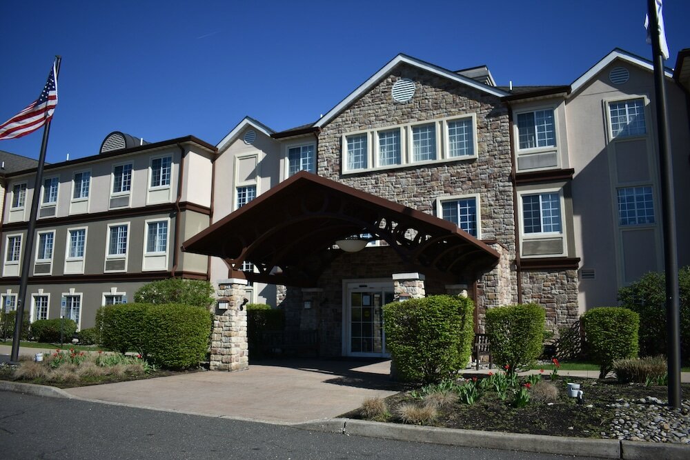 Фото Staybridge Suites Cranbury, an Ihg Hotel