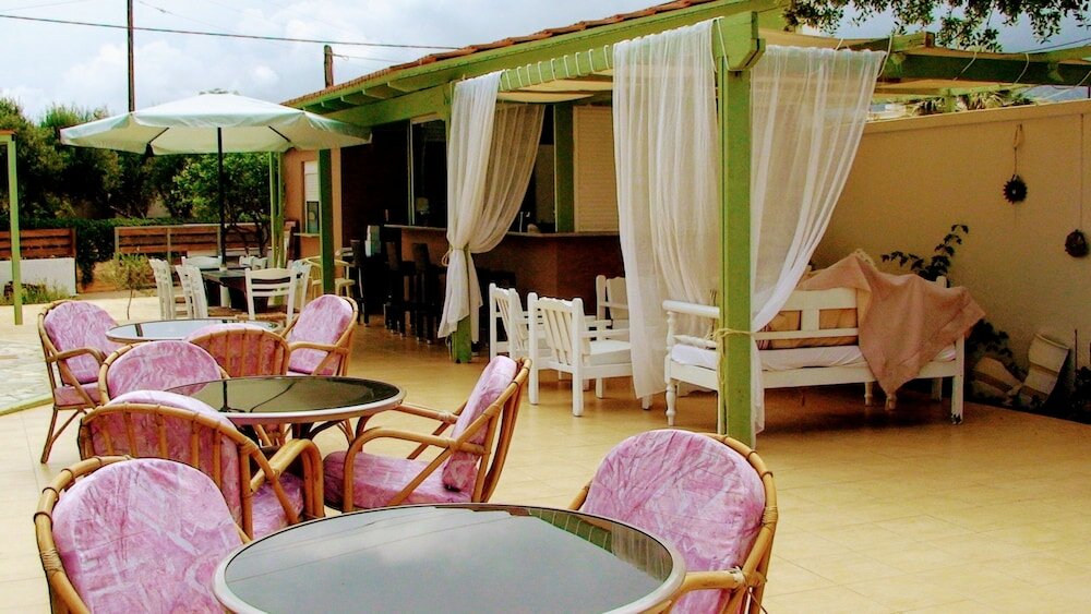 Фото Ambrosia Hotel