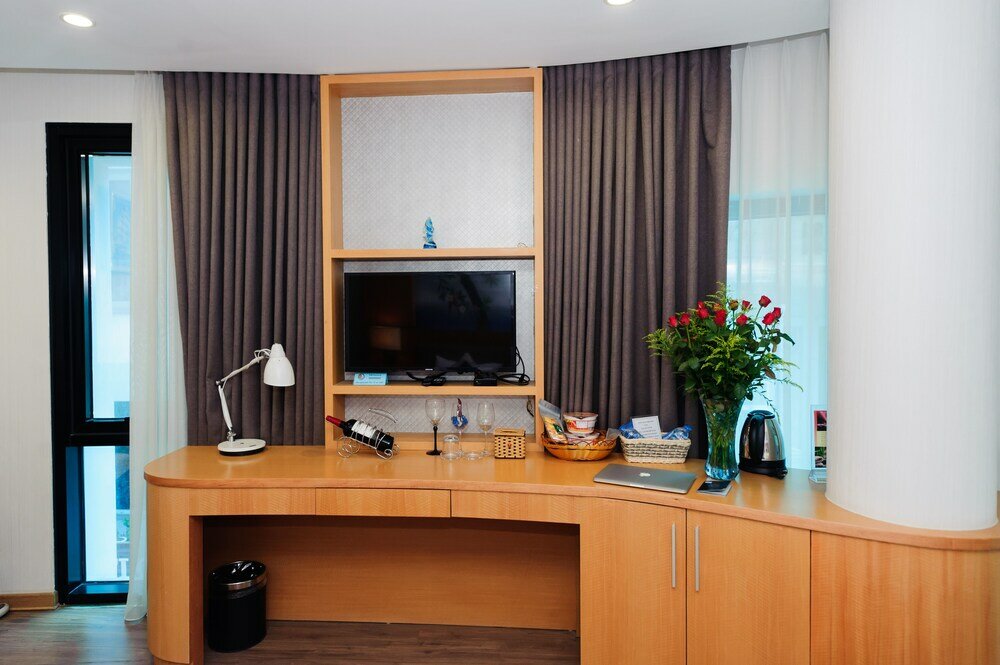 Фото Halo Hanoi Hotel