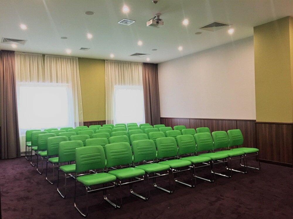 Фото Golden Tulip Varna