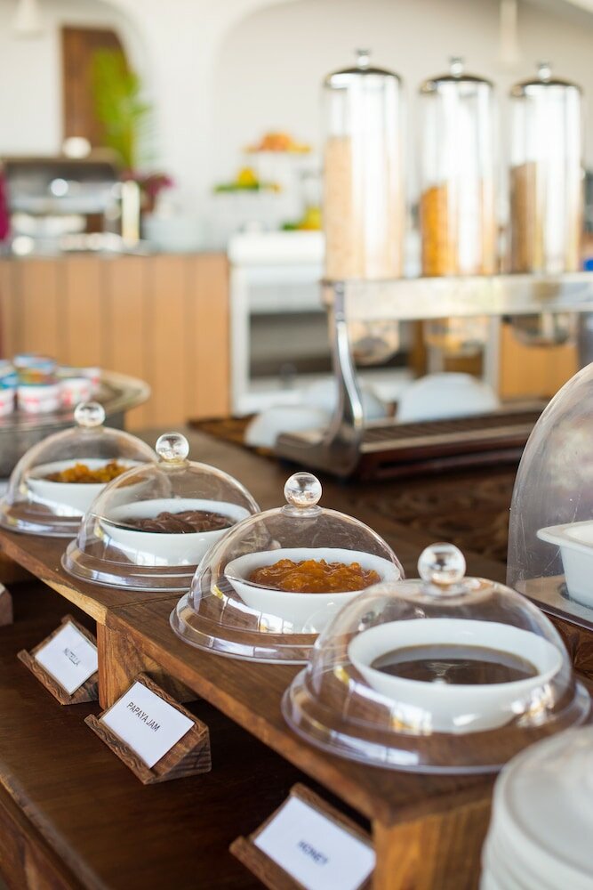 Фото Konokono Beach Resort and Isaraya Over Water Villa