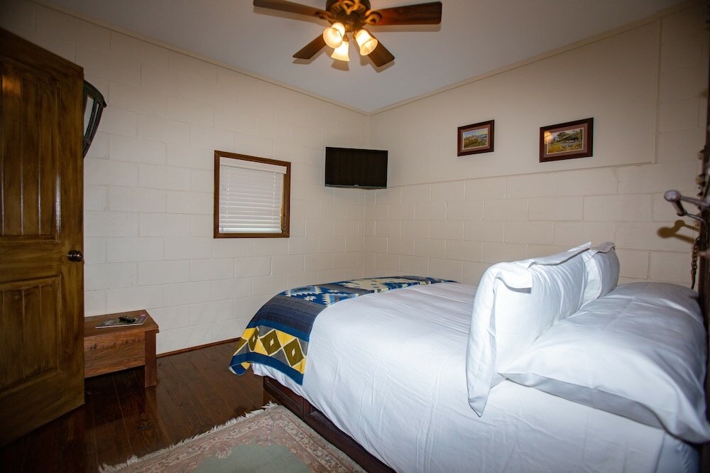 Фото Kiepersol Bed and Breakfast