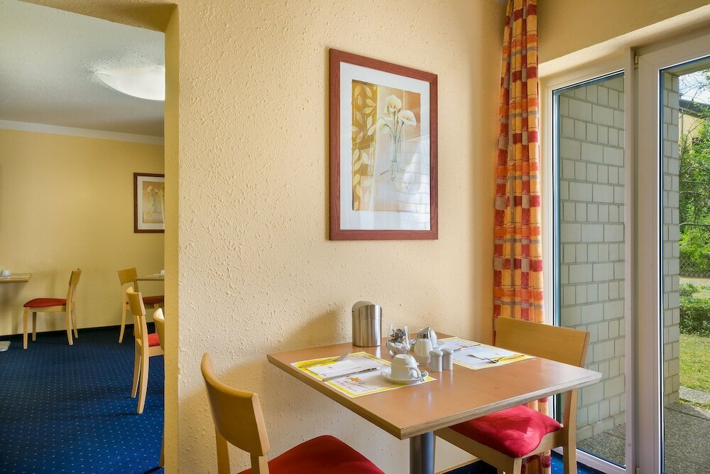 Фото acora Bonn Living the City