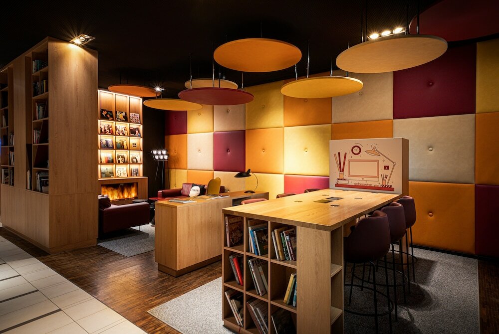 Фото Holiday Inn Zurich - Messe by Ihg