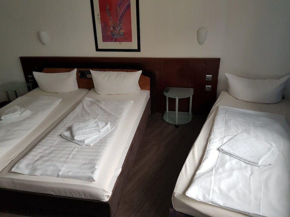 Фото Hotel Berliner Hof