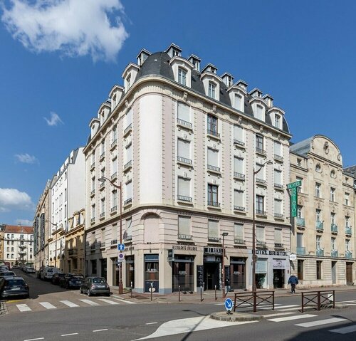 Гостиница Hôtel Bristol Metz Centre Gare в Меце