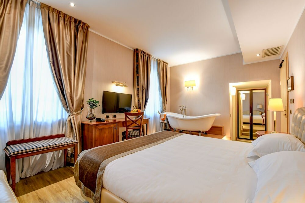 Фото Hotel Master