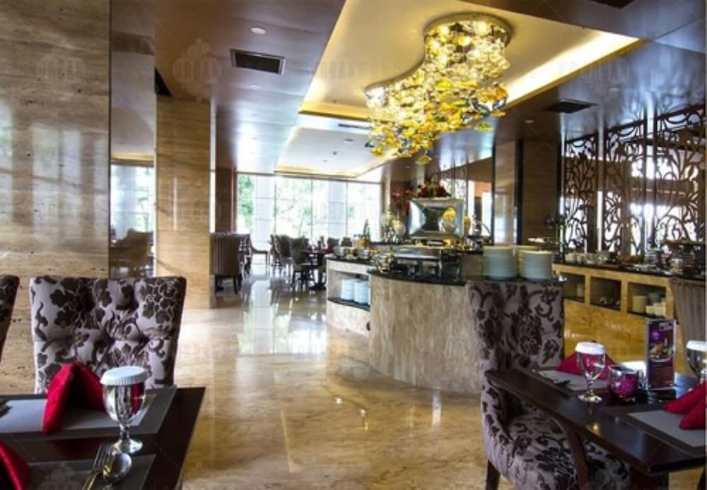 Фото Belviu Hotel Bandung
