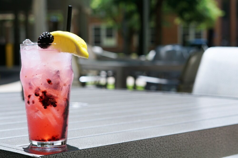 Фото DoubleTree by Hilton Madison Downtown