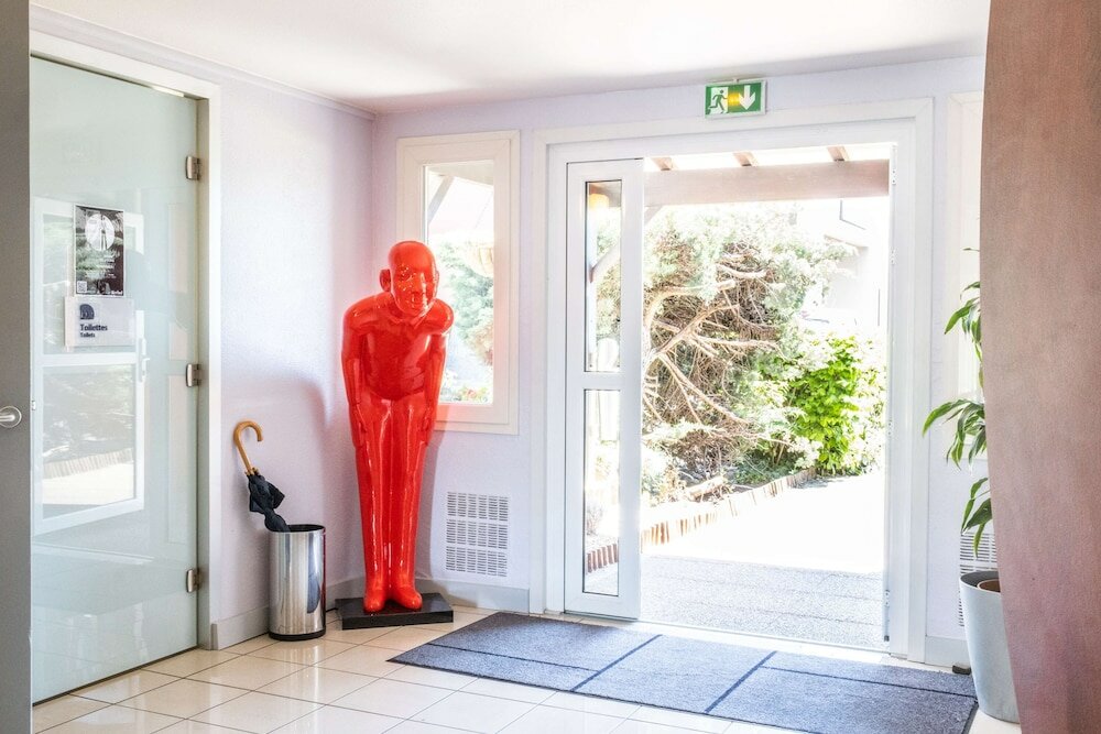 Фото Kyriad Bordeaux- Lormont