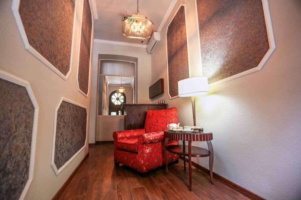 Фото Tea for Two Hotel