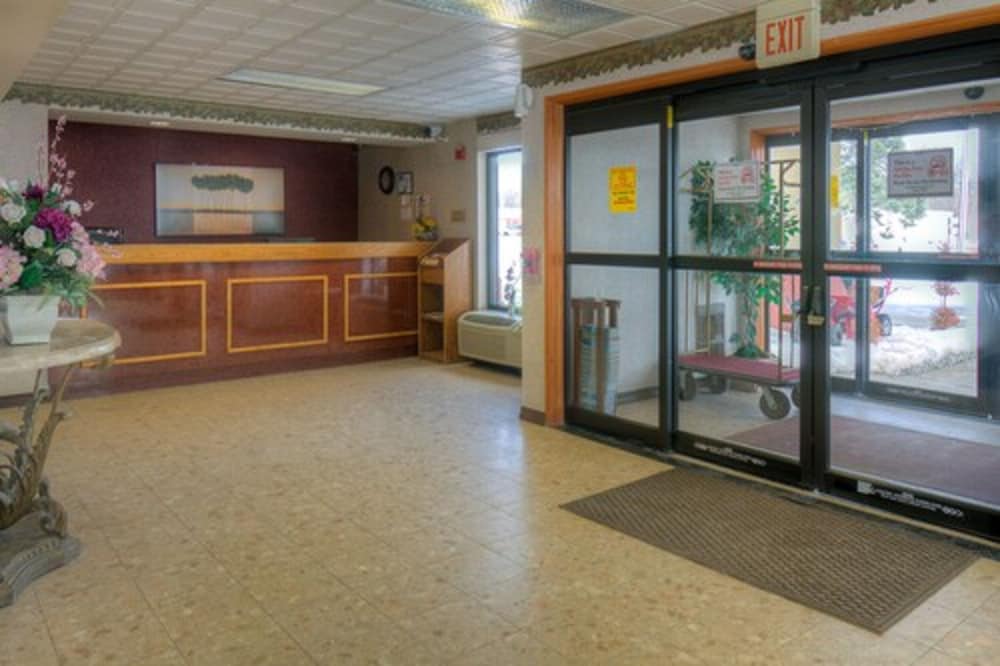 Фото Hotel M Mount Pocono